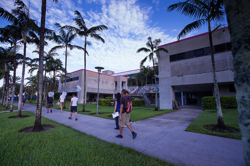 Strong IT industry ties help land jobs for FIU grads, $3.75 million for university