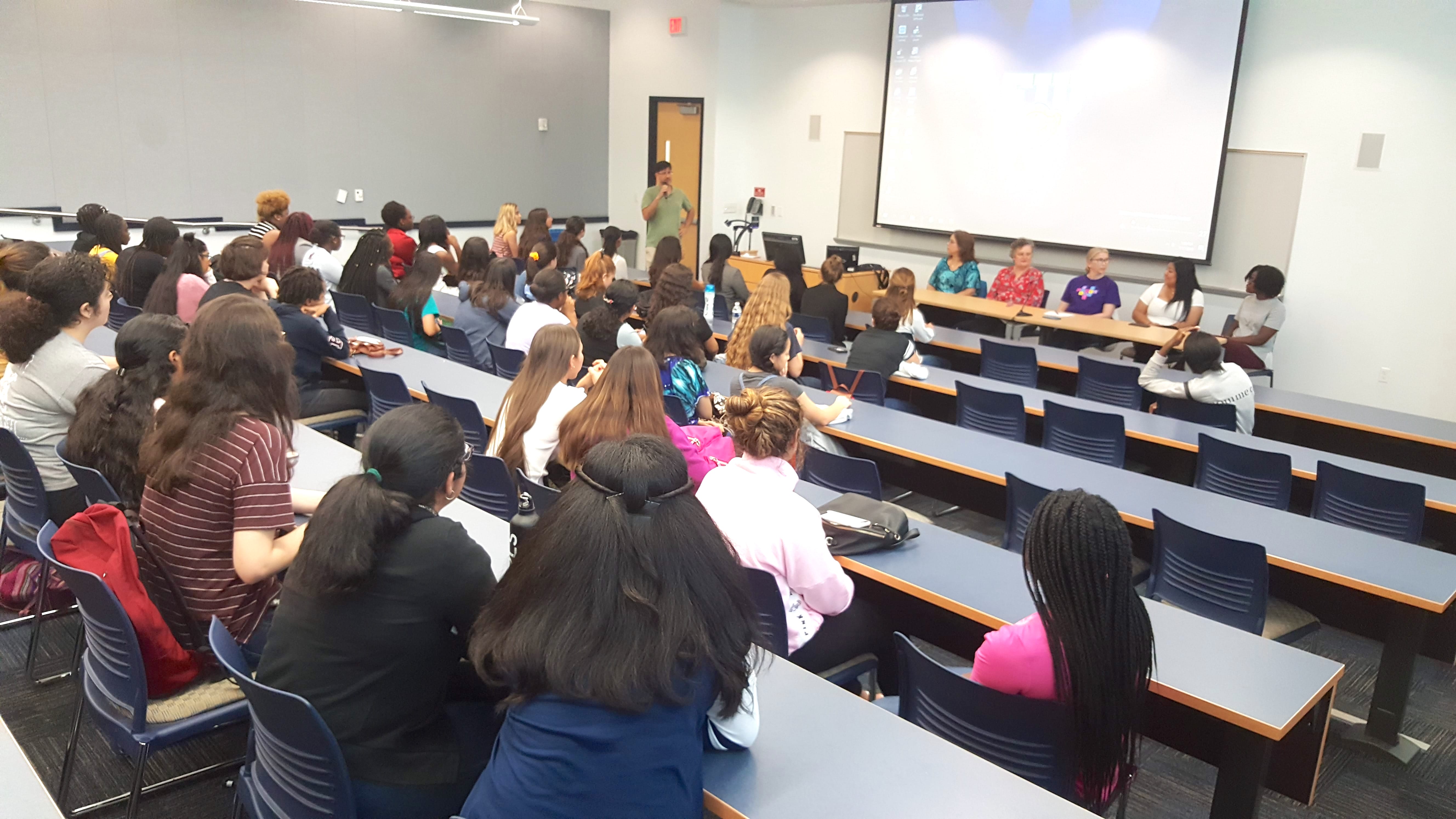 Women in Computer Science Panel Discussion and Networking