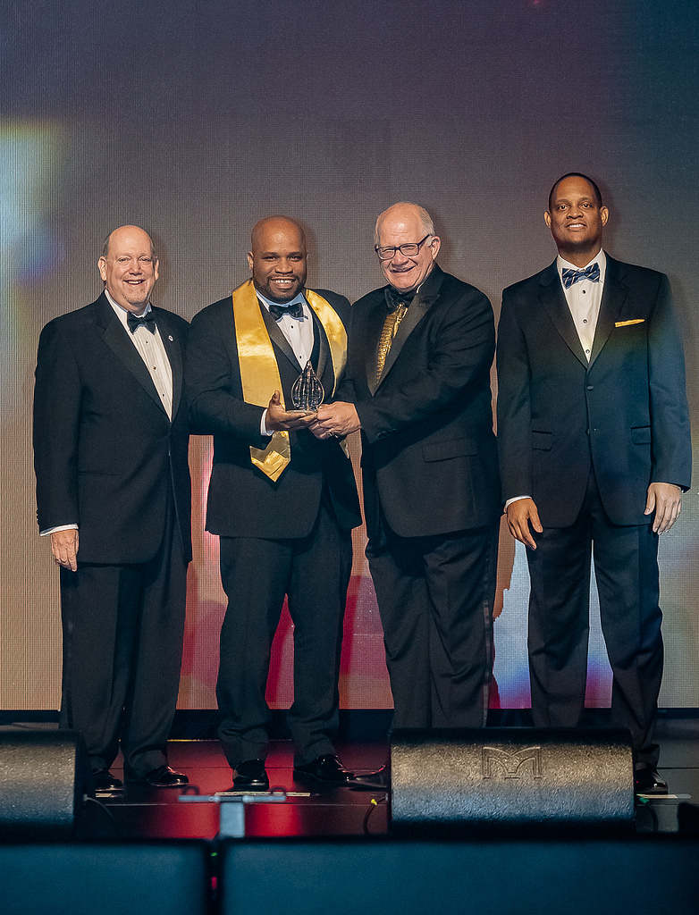 Tariq King, SCIS Alumni, wins Distinguished Alumni Award